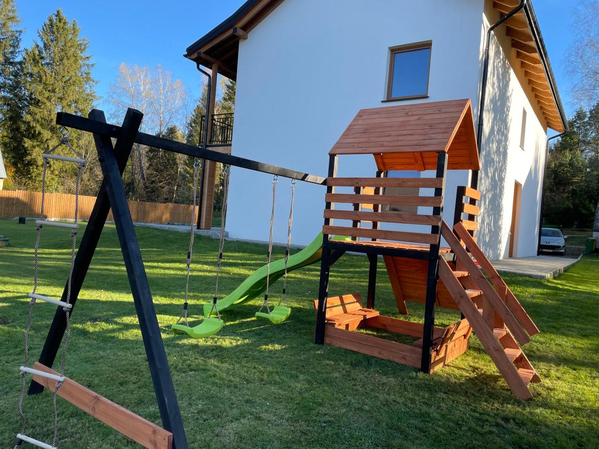 Lovelas - Apartamenty Smerek Exteriör bild
