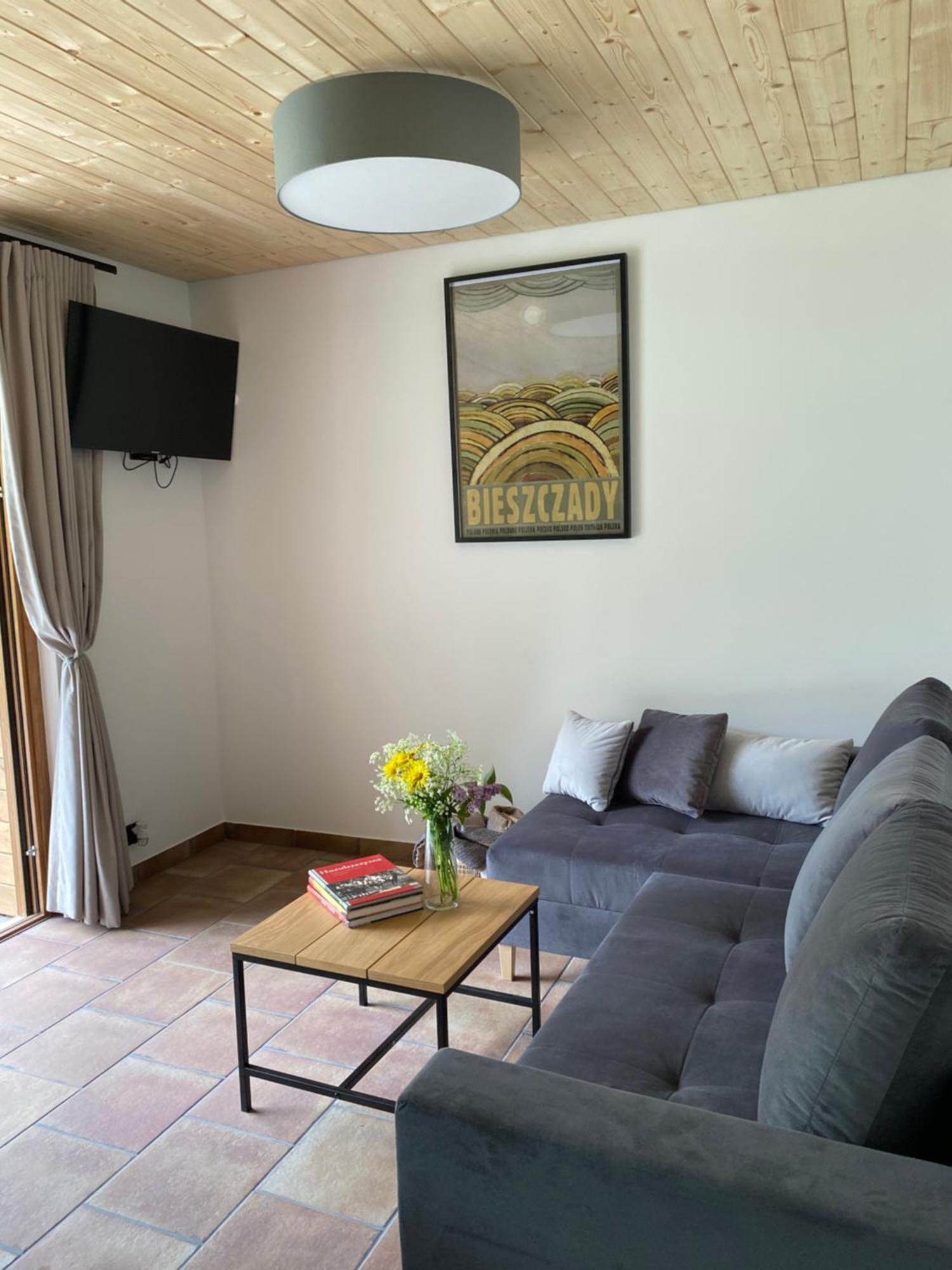 Lovelas - Apartamenty Smerek Exteriör bild